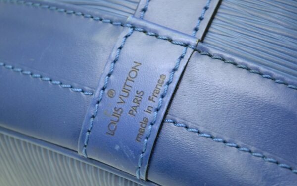 11561234 7 Louis Vuitton Noe Shoulder Bag Epi Blue