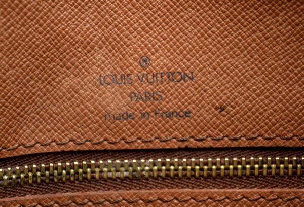 11561274 8 Louis Vuitton Boulogne 35 Shoulder Bag Monogram Brown