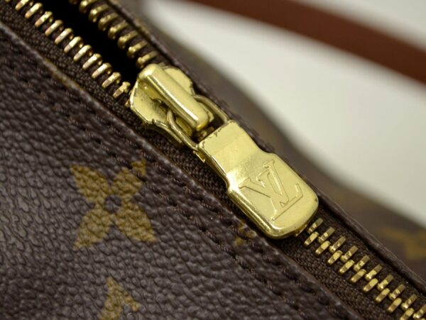 11561300 5 Louis Vuitton Papillon 26 Handbag Monogram Brown