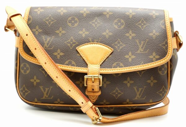 11561511 Louis Vuitton Sologne Shoulder Bag Monogram Brown