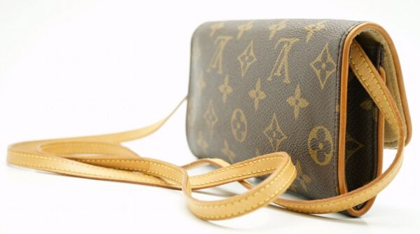 11570296 1 Louis Vuitton Pochette Twin PM Shoulder Bag Monogram Brown