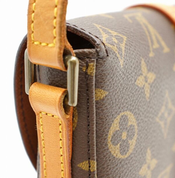 11570415 5 Louis Vuitton Chantilly 19 Shoulder Bag Monogram Brown