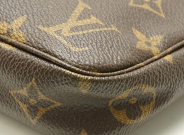 11570727 2 Louis Vuitton Pochette Accessory Pouch Monogram Brown