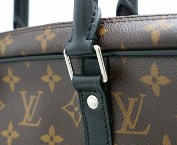 11570769 6 Louis Vuitton Porte de Cumin Voyage Business Bag Monogram Brown