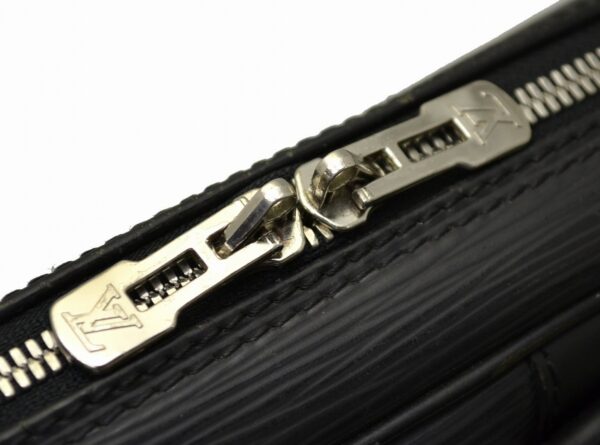 11570904 5 Louis Vuitton Porte de Cumin Voyage Business Bag Epi Black