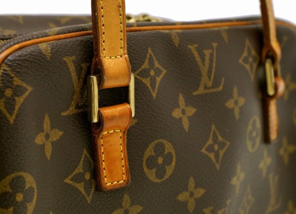 11571216 6 Louis Vuitton Cite MM Shoulder Bag Monogram Brown