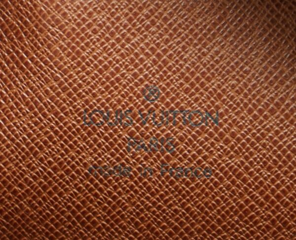 11571475 8 Louis Vuitton Cite MM Shoulder Bag Monogram Brown