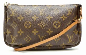 11580640 Louis Vuitton Saumur 35 Crossbody Shoulder Bag Monogram Brown