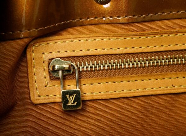 11580644 5 Louis Vuitton Reid PM Tote Bag Vernis Bronze