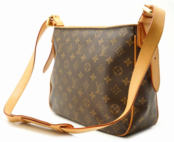 11580716 1 Louis Vuitton Hudson GM Shoulder Bag Monogram Brown