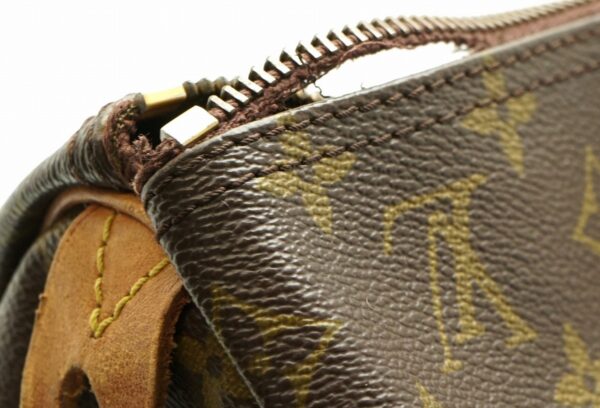 11580854 7 Louis Vuitton Speedy 40 Bag Monogram Brown