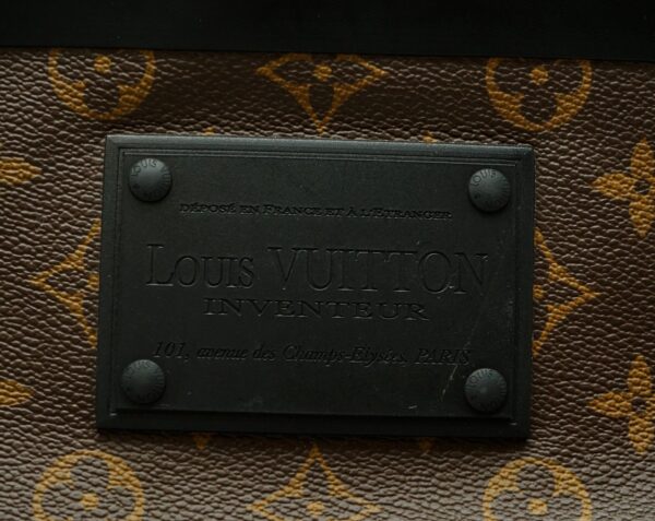 11580882 7 Louis Vuitton Waterproof Messenger Bag Monogram Brown