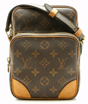 11580953 Louis Vuitton Pochette Shoulder Bag Noir