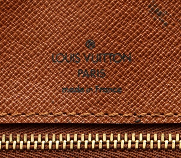 11581004 8 Louis Vuitton Porte de Cumin Voyage Briefcase Monogram Brown