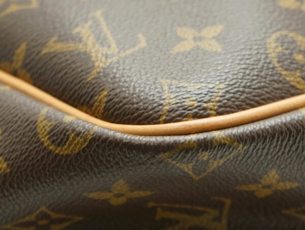 11581060 2 Louis Vuitton Reporter GM Shoulder Bag Monogram Brown