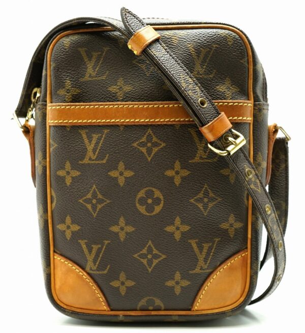 11581350 Louis Vuitton Danube Shoulder Bag Monogram Brown