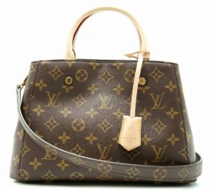 11590294 Louis Vuitton Nocturne GM Epi Shoulder Bag Black