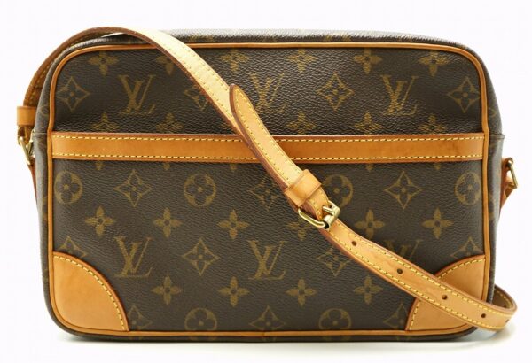 11590594 Louis Vuitton Trocadero 27 Shoulder Bag Monogram Brown