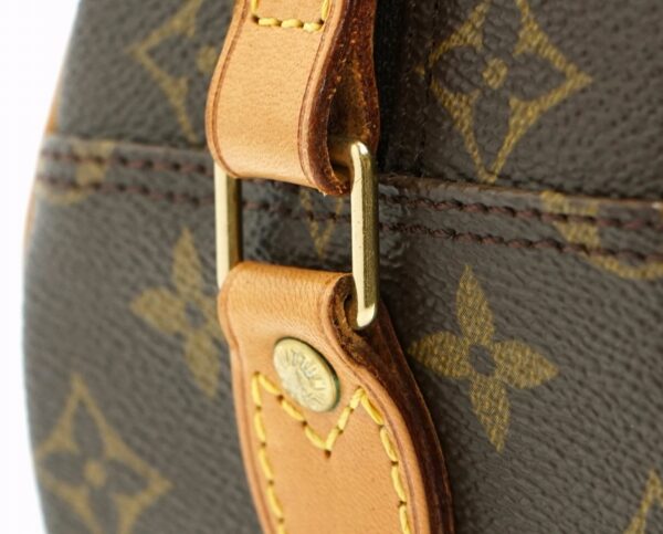 11590821 5 Louis Vuitton Blois Shoulder Bag Monogram Brown