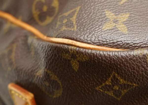 11590925 2 Louis Vuitton Saumur 35 Shoulder Bag Monogram Brown