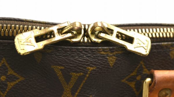 11591295 5 Louis Vuitton Alma Handbag Monogram Brown