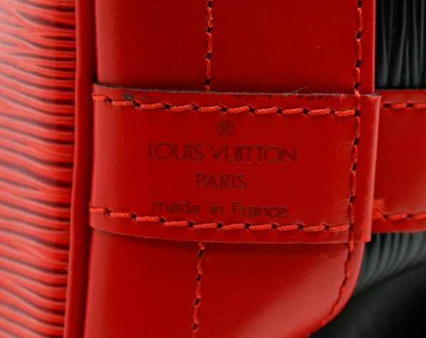 11591384 8 Louis Vuitton Noe Bicolor Shoulder Bag Epi Black Red