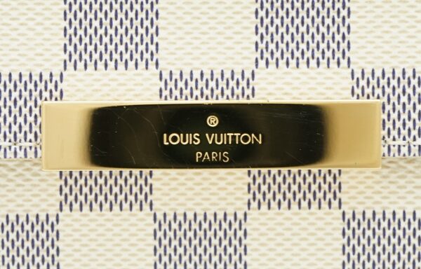 11591492 7 Louis Vuitton Favorite MM Shoulder Bag Damier Azur White