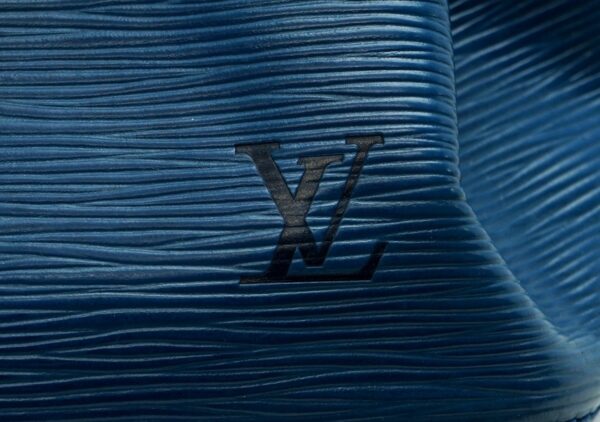 11591497 8 Louis Vuitton Petit Noe Shoulder Bag Epi Bicolor Blue Black