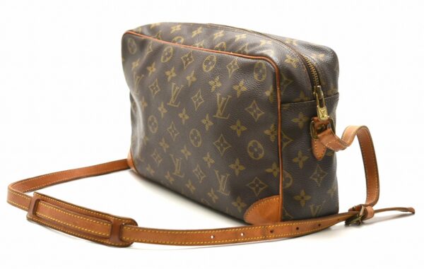 11600290 1 Louis Vuitton Trocadero 30 Shoulder Bag Monogram Brown