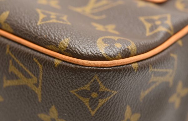 11600465 2 Louis Vuitton Cite MM Shoulder Bag Monogram Brown