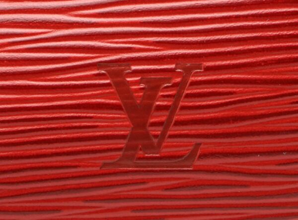 11600770 8 Louis Vuitton Soufflot Handbag Epi Red