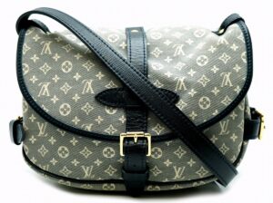 11600813 Louis Vuitton Looping MM Monogram Shoulder Bag Brown