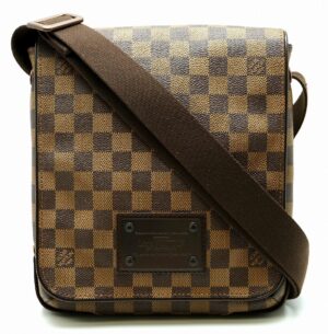 11600814 Louis Vuitton Multicle 6 Key Holder Damier Ebene