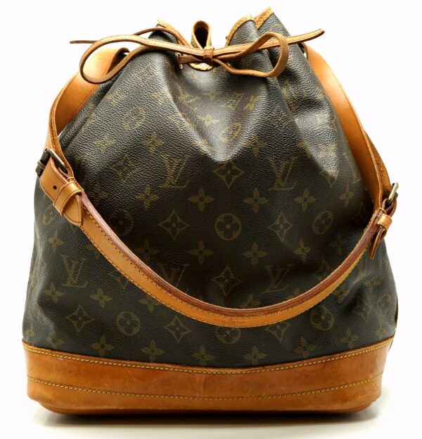 11601160 Louis Vuitton Noe Shoulder Bag Monogram Brown