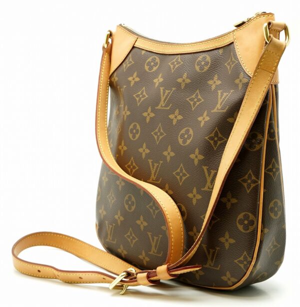 11601172 1 Louis Vuitton Odeon PM Shoulder Bag Monogram Brown