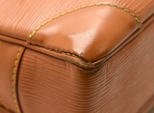 11610056 2 Louis Vuitton Porte de Cumin Voyage Document Bag Epi Camel