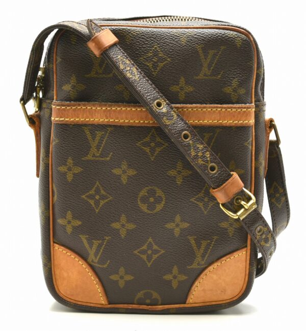 11610621 Louis Vuitton Danube Shoulder Bag Monogram Brown