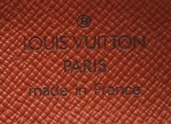 11610698 8 Louis Vuitton Papillon 30 Pouch Damier Brown