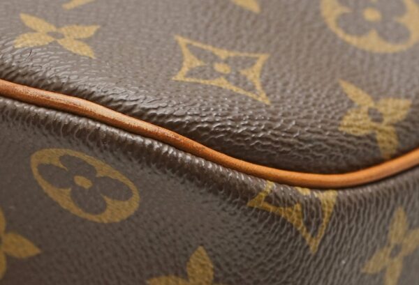 11610973 2 Louis Vuitton Blois Shoulder Bag Monogram Brown