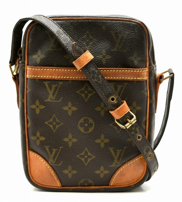 11610990 Louis Vuitton Danube Shoulder Bag Monogram Brown