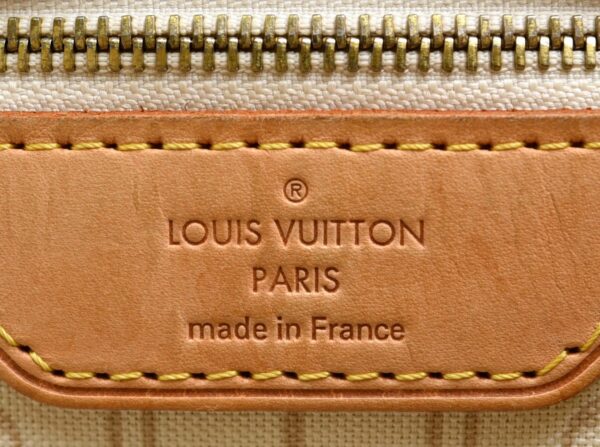 11611280 8 Louis Vuitton Neverfull MM Tote Bag Damier Azur White