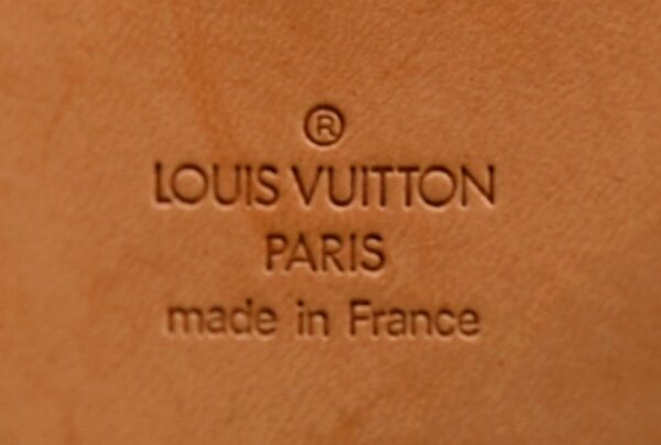 11611537 8 Louis Vuitton Evasion Bag Monogram Brown