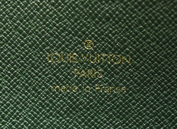 11620224 8 Louis Vuitton Porte de Cumin Rosein Briefcase Taiga Green