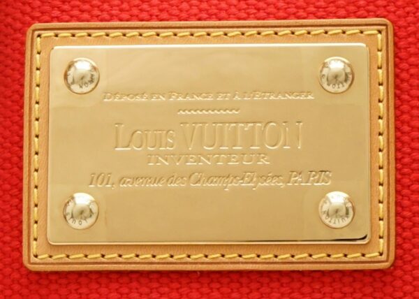 11620558 8 Louis Vuitton Hippo PM Tote Bag Antigua Red