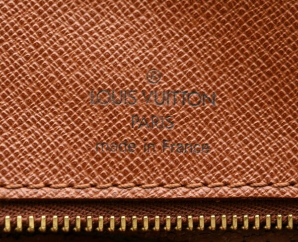 11620647 8 Louis Vuitton Porte de Cumin Voyage Briefcase Monogram Brown