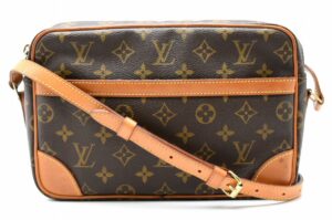 11621050 Louis Vuitton Trocadero 27 Shoulder Bag Monogram Brown