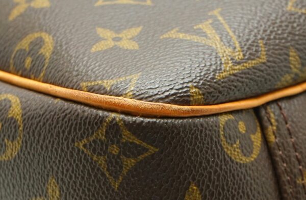 11630799 2 Louis Vuitton Excursion Bag Monogram Brown