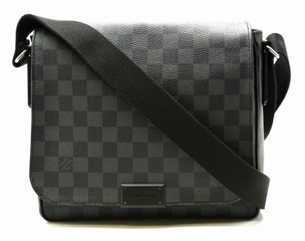 11631038 Louis Vuitton District PM Shoulder Bag Damier Graphite Black