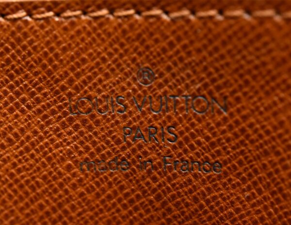 11640972 8 Louis Vuitton Trocadero 27 Shoulder Bag Monogram Brown