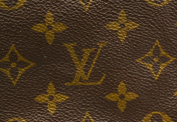 11641107 8 Louis Vuitton Speedy 40 Handbag Monogram Brown